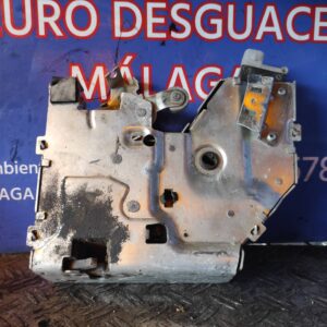 CERRADURA PUERTA TRASERA IZQUIERDA 94608