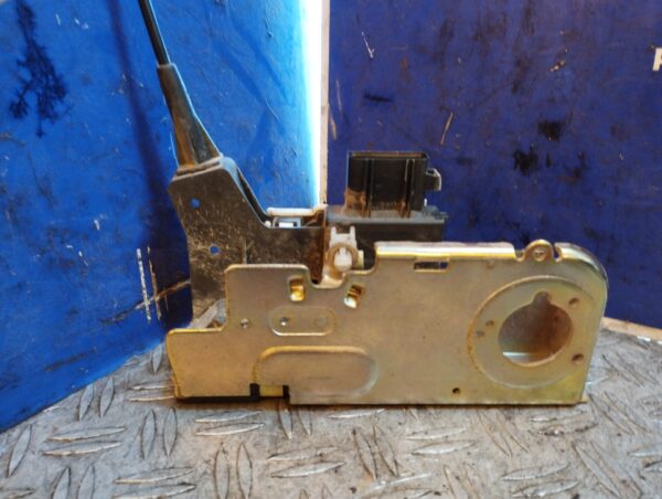 CERRADURA PUERTA DELANTERA DERECHA 99673