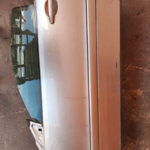 PUERTA DELANTERA IZQUIERDA 109228