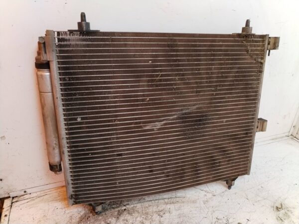 CONDENSADOR / RADIADOR AIRE ACONDICIONADO 114693