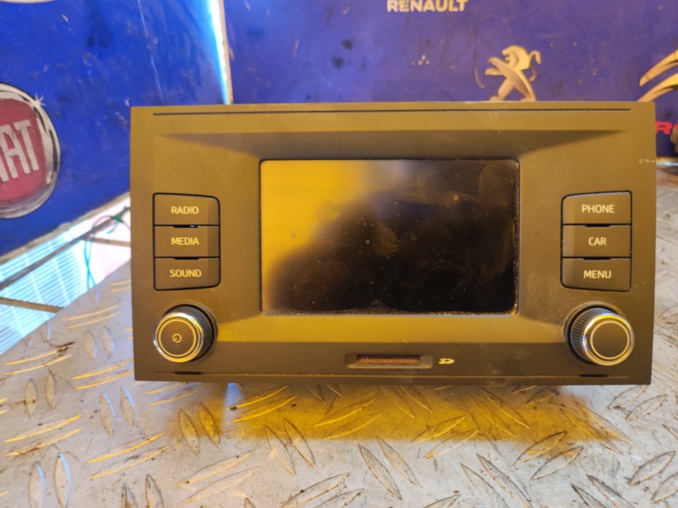 SISTEMA AUDIO / RADIO CD 100076