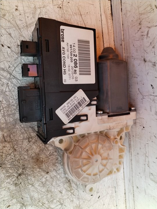 MOTOR ELEVALUNAS DELANTERO IZQUIERDO 114818