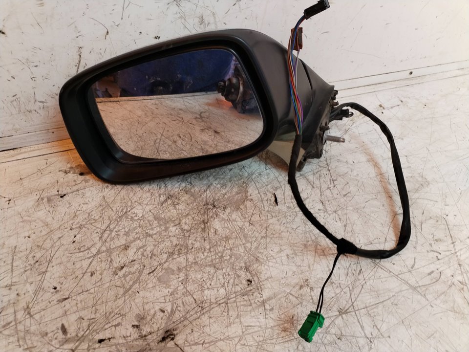 RETROVISOR IZQUIERDO 114814