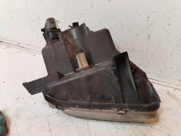 FARO IZQUIERDO 115238