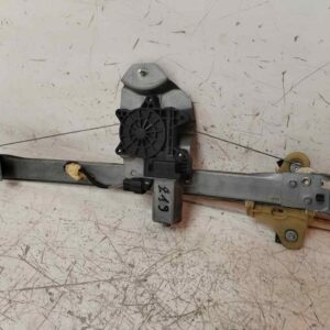 ELEVALUNAS DELANTERO DERECHO 115905