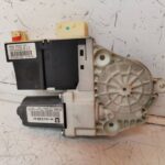 MOTOR ELEVALUNAS DELANTERO IZQUIERDO 115672