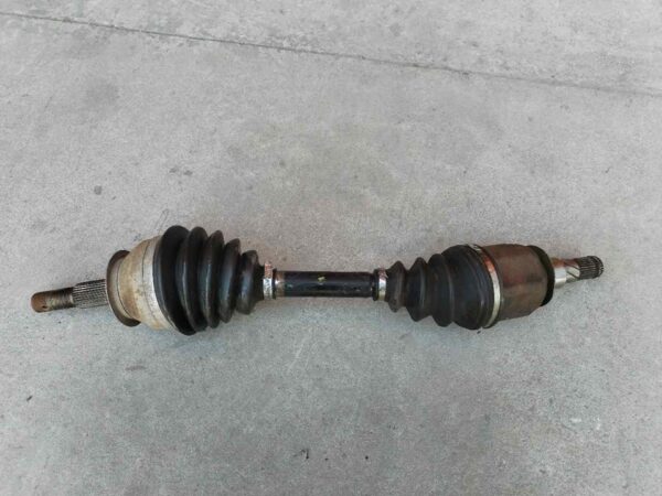 TRANSMISION DELANTERA IZQUIERDA 116744