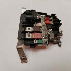 CAJA RELES / FUSIBLES 117022