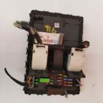 CAJA RELES / FUSIBLES 117248