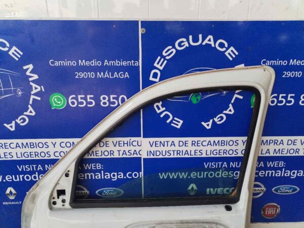PUERTA DELANTERA DERECHA 117636
