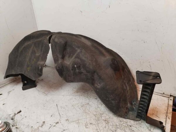 PASO RUEDA TRASERO DERECHO 116300