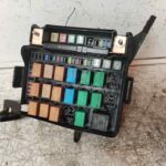 CAJA RELES / FUSIBLES 117581