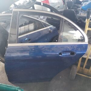 PUERTA TRASERA IZQUIERDA 115496