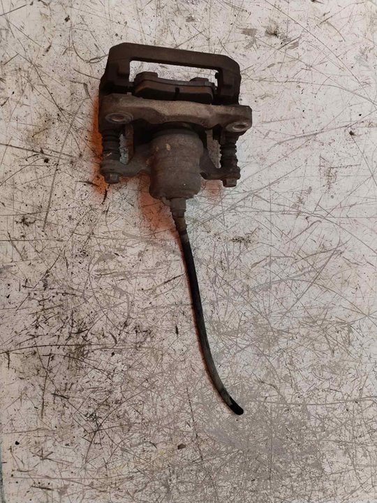 PINZA DE FRENO DELANTERA IZQUIERDA 117512