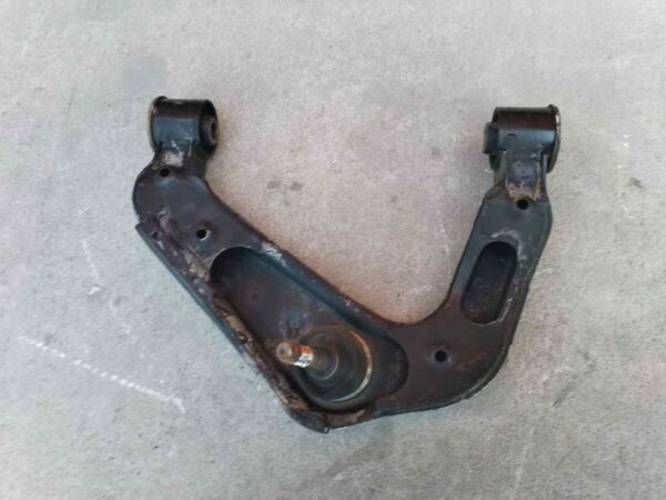 BRAZO SUSPENSION DELANTERO IZQUIERDO 116748