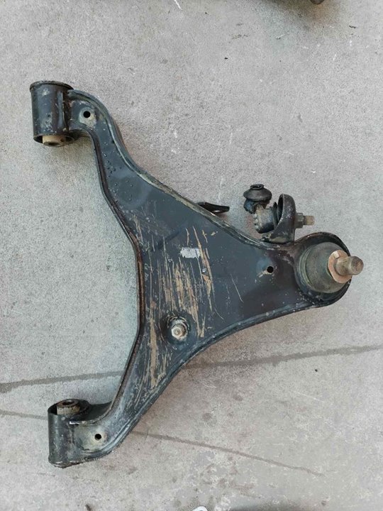 BRAZO SUSPENSION DELANTERO IZQUIERDO 116747