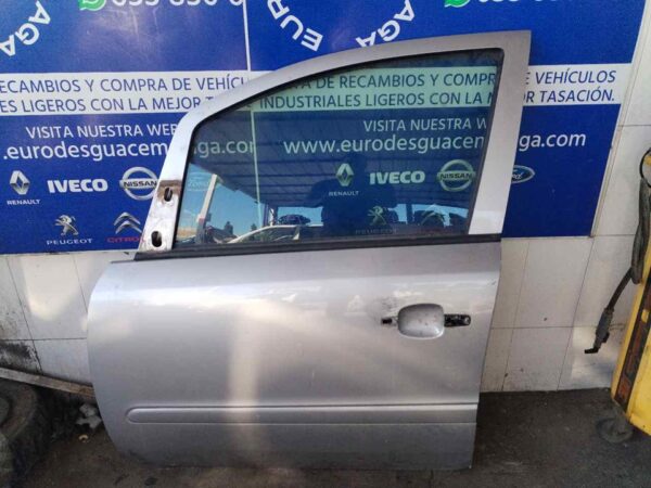PUERTA DELANTERA IZQUIERDA 116931