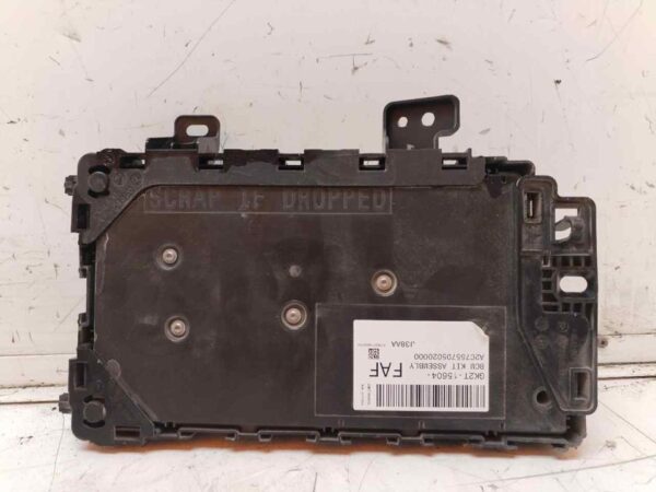 CAJA RELES / FUSIBLES 117810