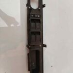 MANDO ELEVALUNAS DELANTERO DERECHO 118000