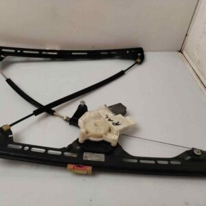 ELEVALUNAS DELANTERO DERECHO 118220