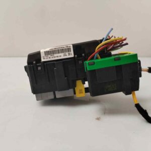 CAJA RELES / FUSIBLES 118209