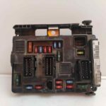 CAJA RELES / FUSIBLES 118559