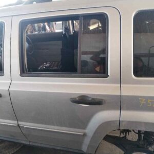 PUERTA TRASERA IZQUIERDA 117961