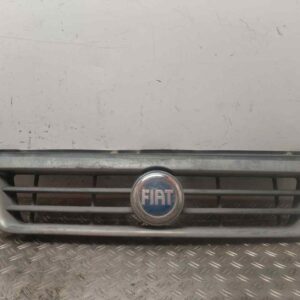 REJILLA DELANTERA 119114