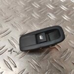 MANDO ELEVALUNAS TRASERO DERECHO 118532