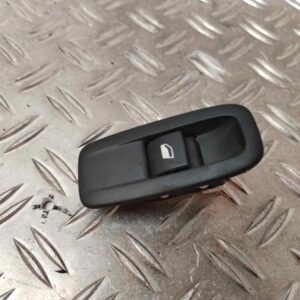 MANDO ELEVALUNAS TRASERO DERECHO 118532