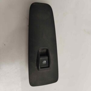 MANDO ELEVALUNAS DELANTERO DERECHO 119504