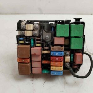 CAJA RELES / FUSIBLES 120240