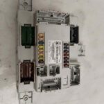 CAJA RELES / FUSIBLES 120462