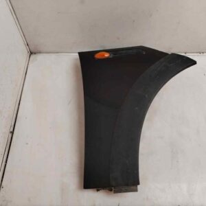 ALETA DELANTERA DERECHA 120285