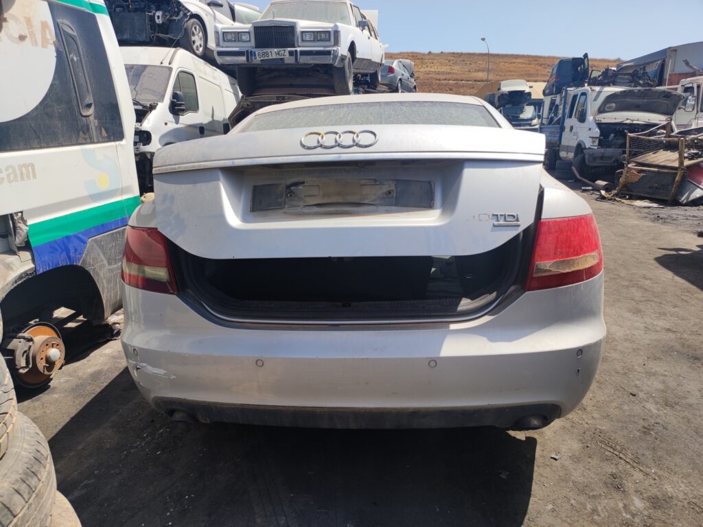 AUDI A6 BERLINA (4F2) del 2004