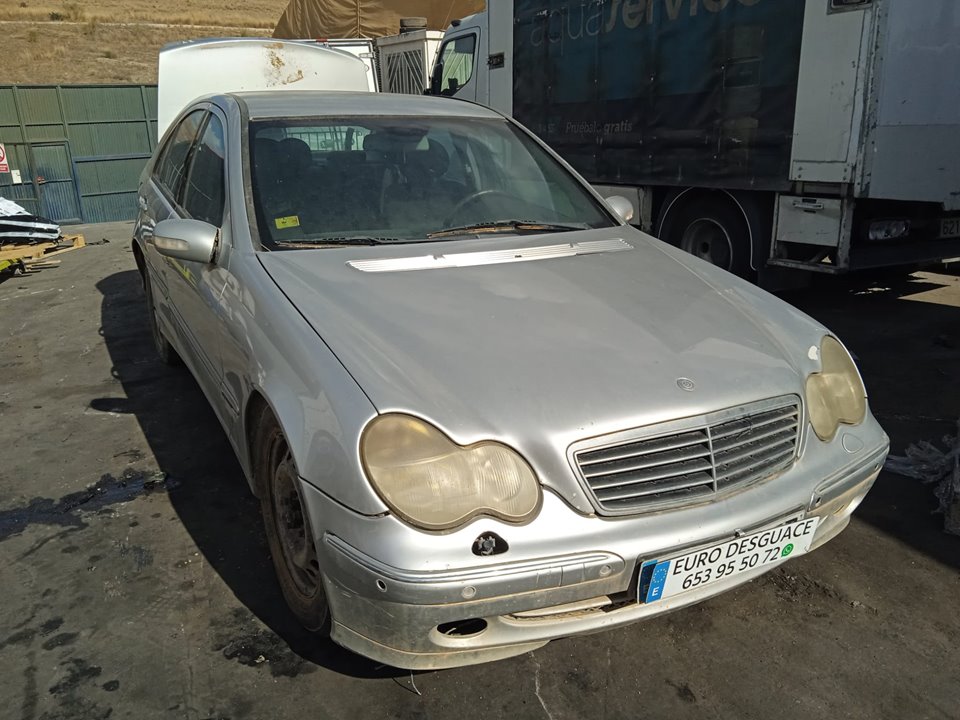 MERCEDES-BENZ CLASE C (BM 203) BERLINA del 2001