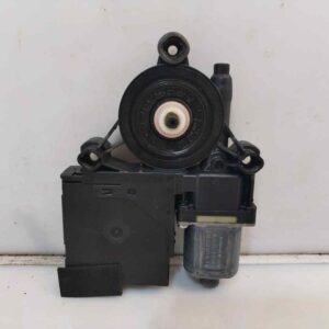 MOTOR ELEVALUNAS DELANTERO IZQUIERDO 121424