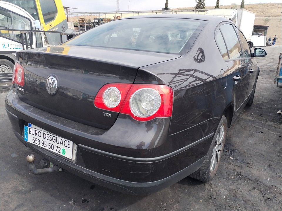 VOLKSWAGEN PASSAT BERLINA (3C2) del 2009