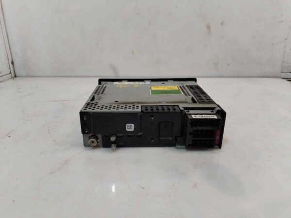 SISTEMA AUDIO / RADIO CD 121300