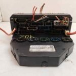 CAJA RELES / FUSIBLES 121371