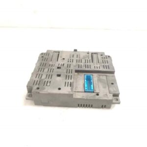 CAJA RELES / FUSIBLES 122244