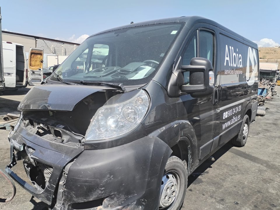 PEUGEOT BOXER (330/333/335) FURGÓN TECHO ELEVADO BAT.3000MM del 2011