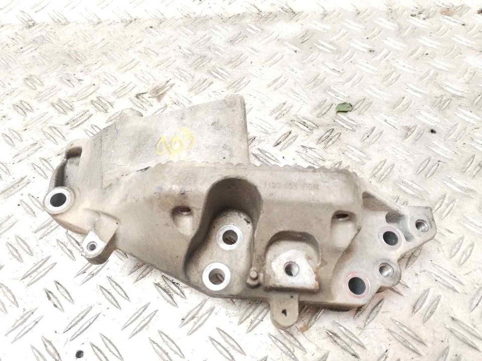 SOPORTE MOTOR 122277