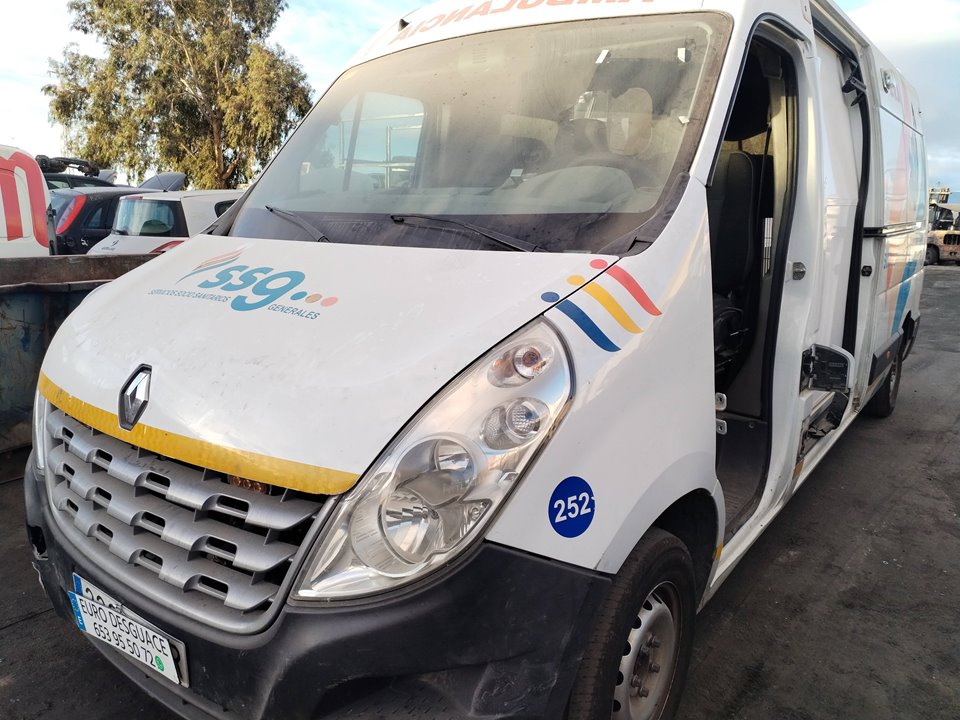 RENAULT MASTER III COMBI del 2014