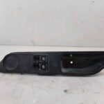 MANDO ELEVALUNAS DELANTERO IZQUIERDO 121050