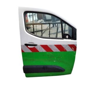 PUERTA DELANTERA DERECHA 121548