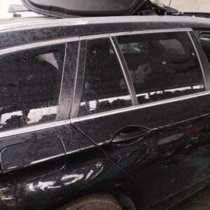 PUERTA TRASERA DERECHA 121033