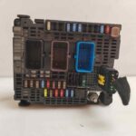 CAJA RELES / FUSIBLES 120763