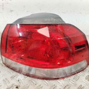 PILOTO TRASERO DERECHO 122979