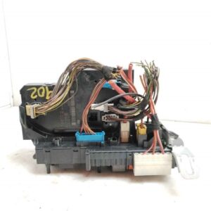 CAJA RELES / FUSIBLES 122683